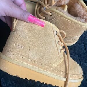 Ugg kids 11